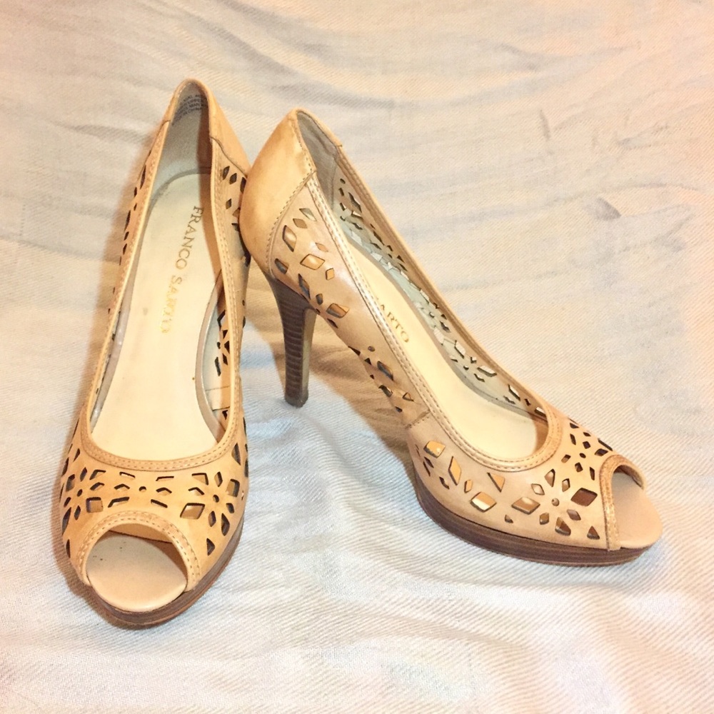 Tan Cutout Pumps